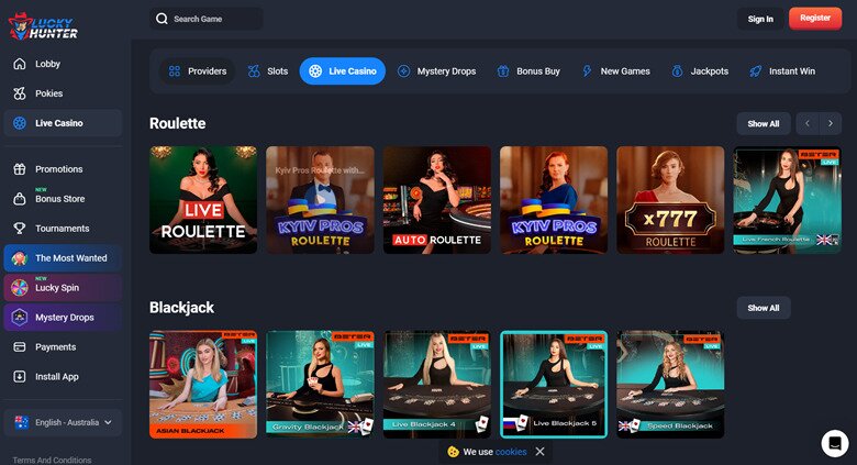 Lucky Hunter Casino roulette and blackjack games